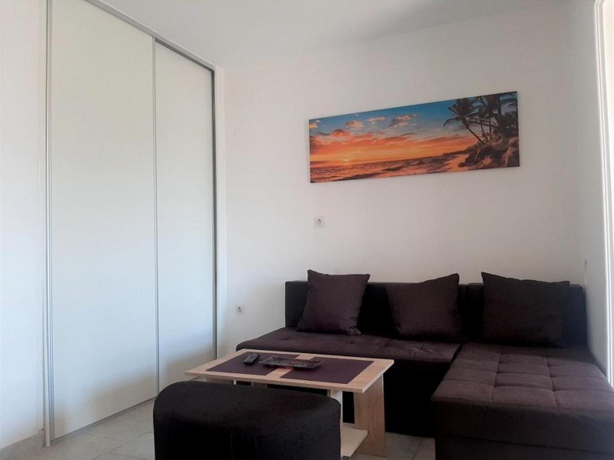Apartments Nada Krk Island Ngoại thất bức ảnh