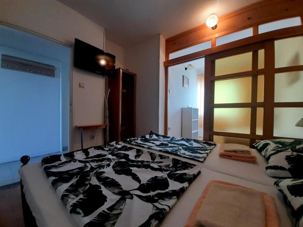 Apartments Nada Krk Island Ngoại thất bức ảnh