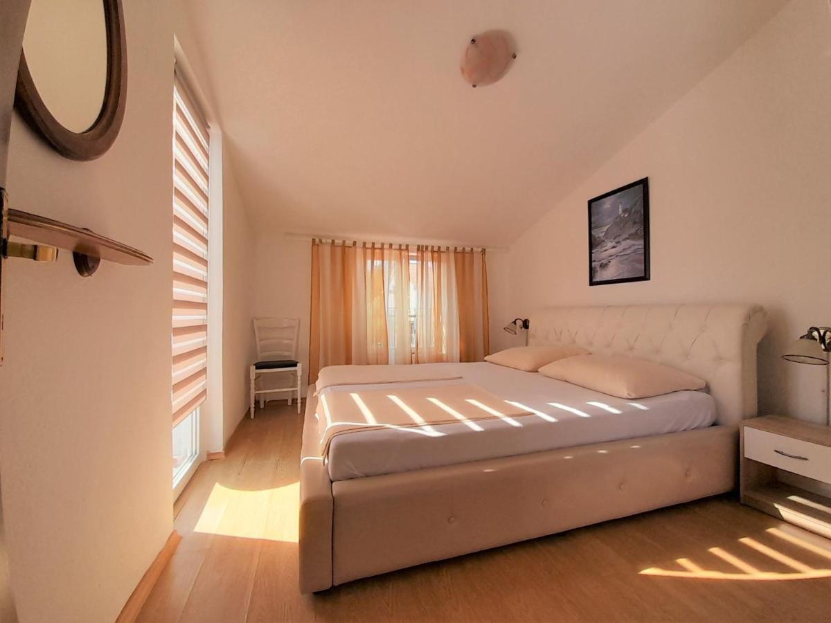 Apartments Nada Krk Island Ngoại thất bức ảnh