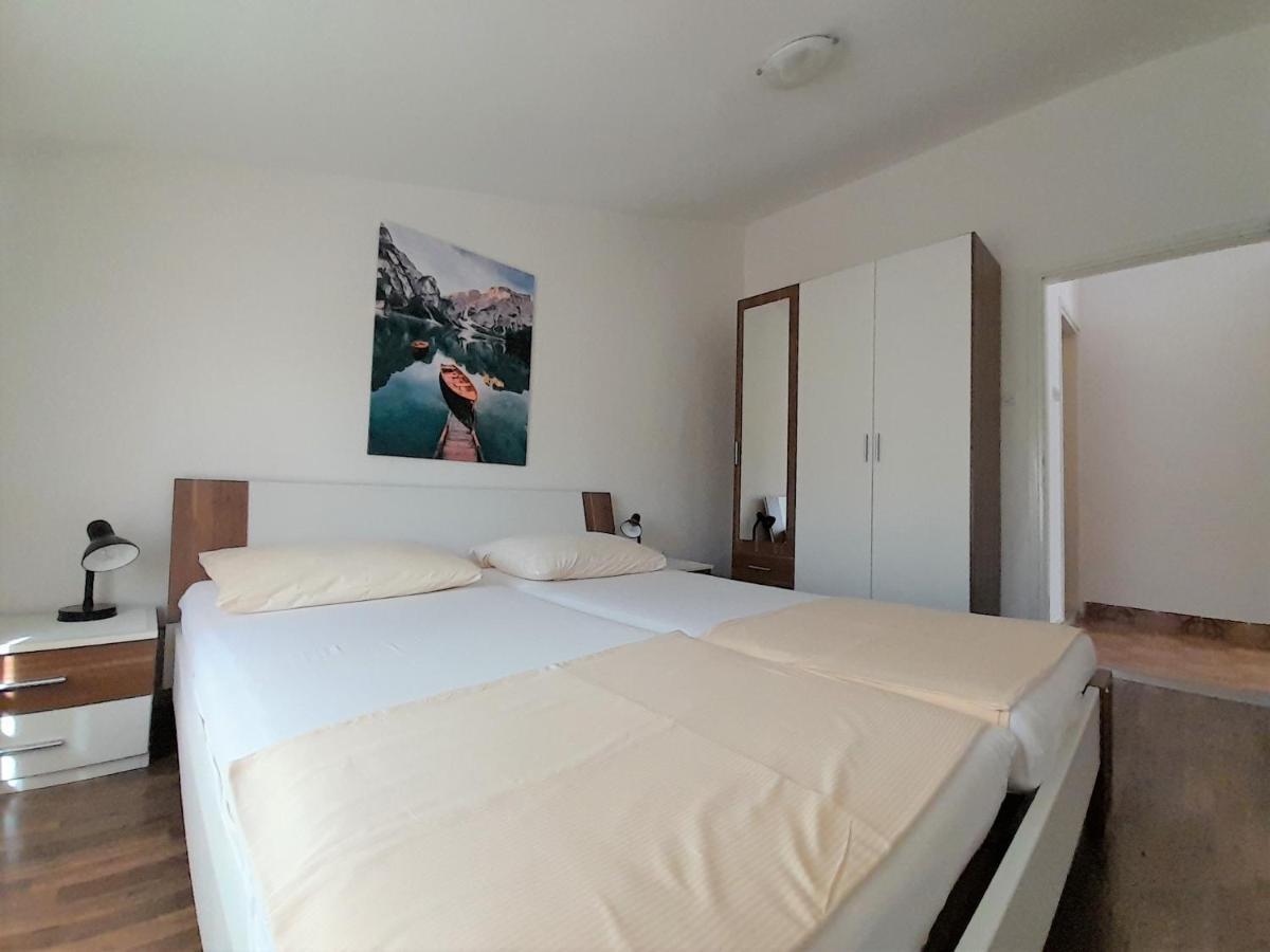 Apartments Nada Krk Island Ngoại thất bức ảnh