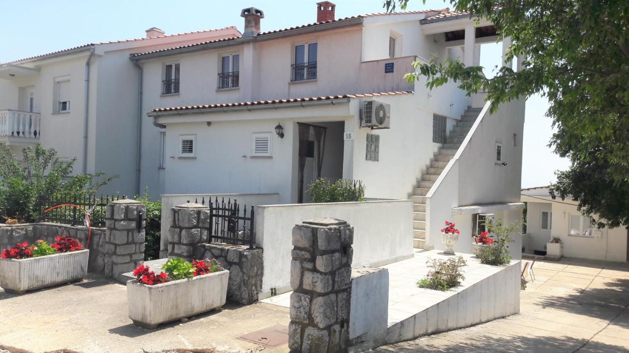 Apartments Nada Krk Island Ngoại thất bức ảnh